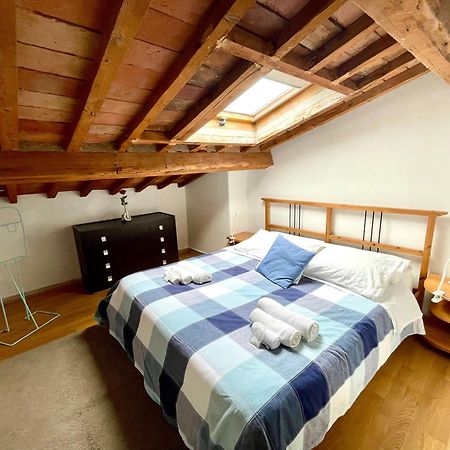 Apartmán Luminosa Mansarda Vicino Al Porto Livorno Exteriér fotografie